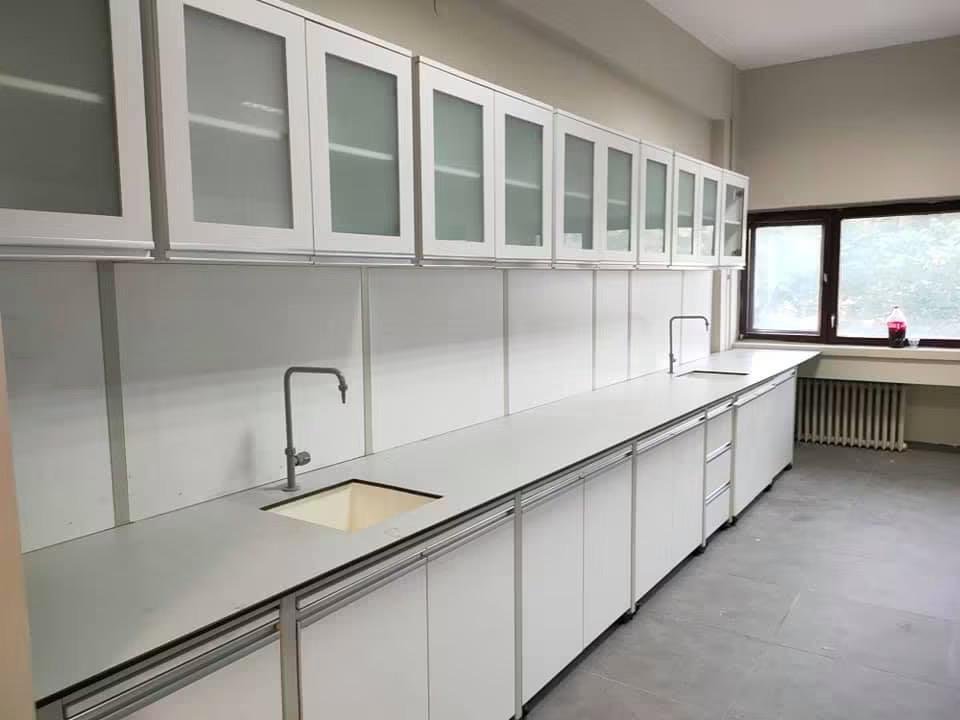 TNCLAB Kenar Tezgah Laboratuvar Mobilya Kurulumu
